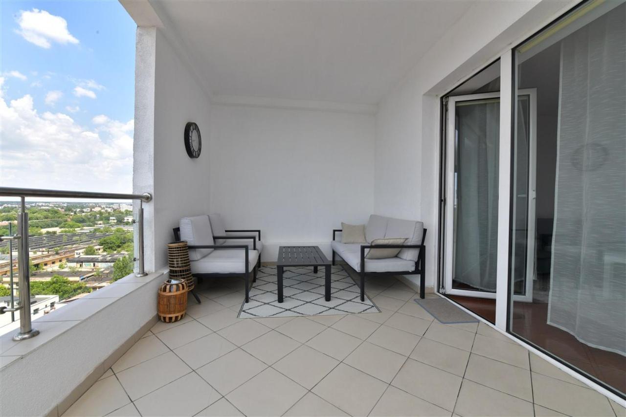 Apartament Lux 1 Mai Pod Бухарест Экстерьер фото